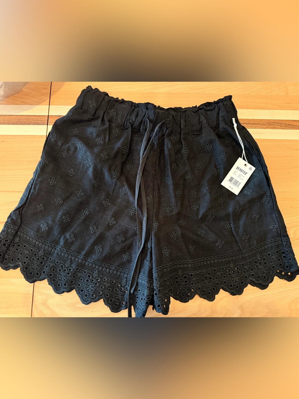 Black Eyelet Scallop Hem Women's Shorts